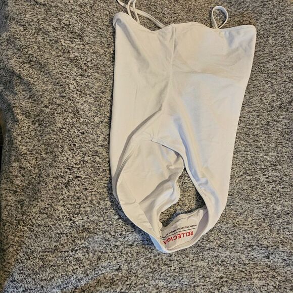 NWT RELLECIGA White One-Piece Swimsuit Large Adjustable Straps Full Coverage - Picture 7 of 10